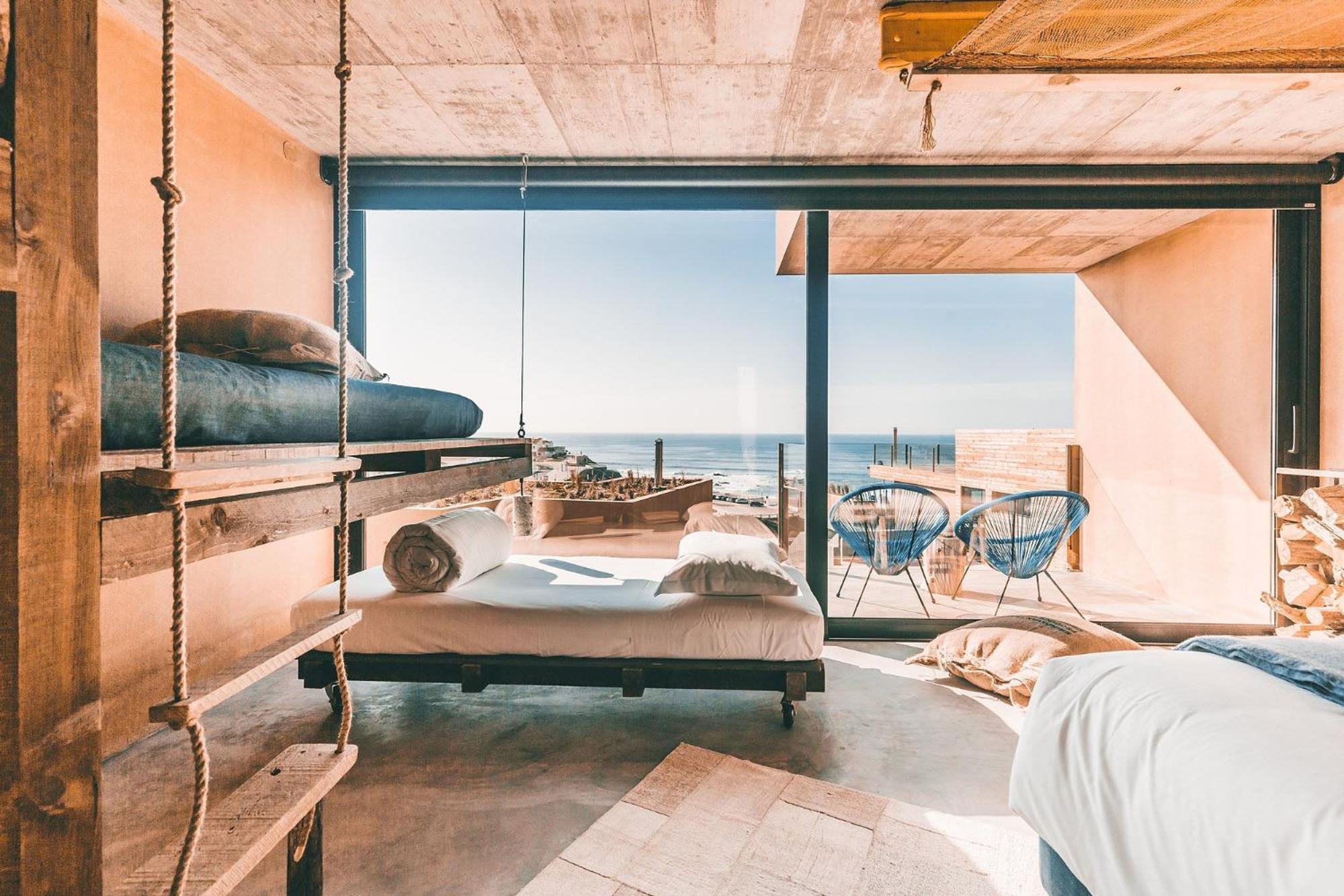 Отель Noah Surf House Portugal Санта-Круш Экстерьер фото